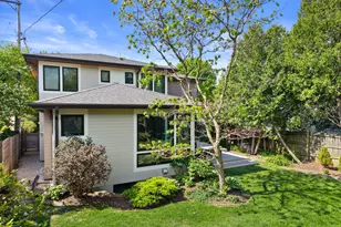 122 W Devon St, Whitefish Bay, WI 53217 - Photo 65