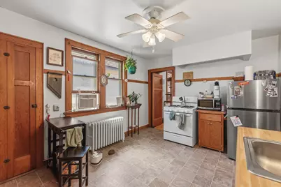 2412 N Dousman St, Milwaukee, WI 53212 - Photo 19