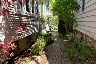 2412 N Dousman St, Milwaukee, WI 53212 - Photo 3