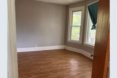 3037 N Dr William Finlayson St, Milwaukee, WI 53212 - Photo 3