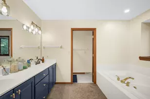 5429 W Yale Dr, Franklin, WI 53132 - Photo 25