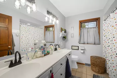 5429 W Yale Dr, Franklin, WI 53132 - Photo 17