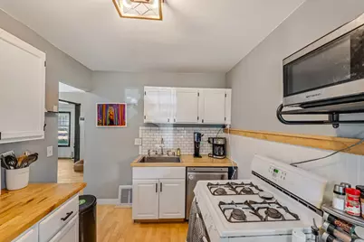 3235 N 77th St, Milwaukee, WI 53222 - Photo 11