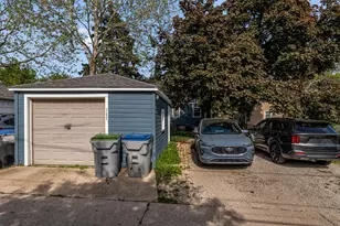 3235 N 77th St, Milwaukee, WI 53222 - Photo 19