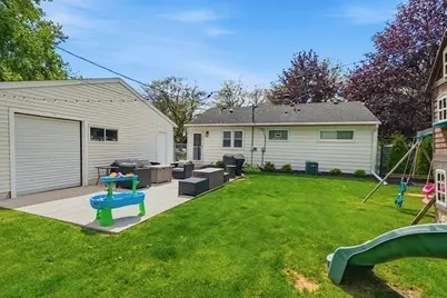 1517 N Bel Ayr Dr, Waukesha, WI 53188 - Photo 27