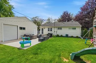 1517 N Bel Ayr Dr, Waukesha, WI 53188 - Photo 27