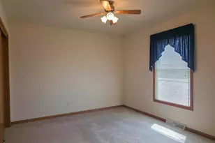 1411 Wedgewood Dr, Watertown, WI 53098 - Photo 23