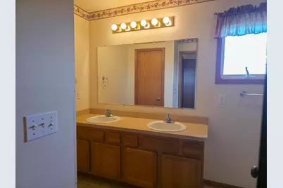1411  Wedgewood Dr, Watertown, WI 53098 - Photo 33