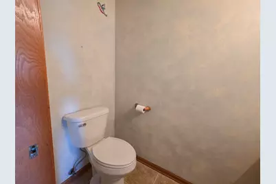 1411  Wedgewood Dr, Watertown, WI 53098 - Photo 19