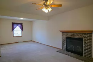 1411 Wedgewood Dr, Watertown, WI 53098 - Photo 11