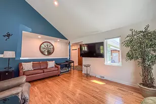 S50W30750 Walnut St, Genesee, WI 53149 - Photo 9