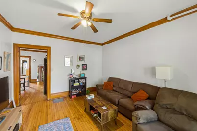 1671 N Marshall St, Milwaukee, WI 53202 - Photo 3