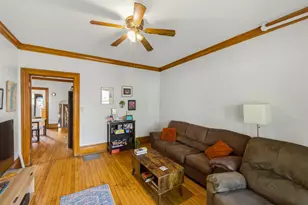 1671 N Marshall St, Milwaukee, WI 53202 - Photo 3