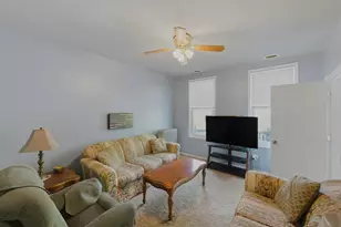 1671 N Marshall St, Milwaukee, WI 53202 - Photo 21