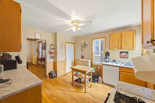 1671 N Marshall St, Milwaukee, WI 53202 - Photo 5