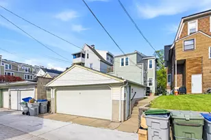 1671 N Marshall St, Milwaukee, WI 53202 - Photo 29