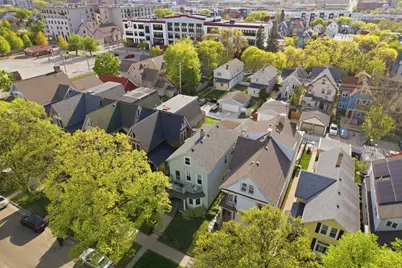 1671 N Marshall St, Milwaukee, WI 53202 - Photo 31