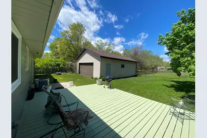 4914  Twin Elms Dr, Racine, WI 53406 - Photo 19