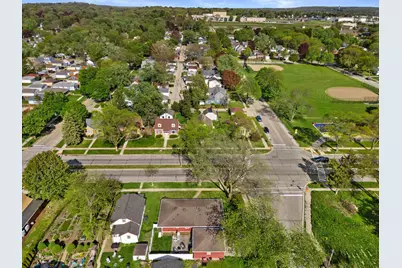 916 S Grand Ave, Waukesha, WI 53186 - Photo 7