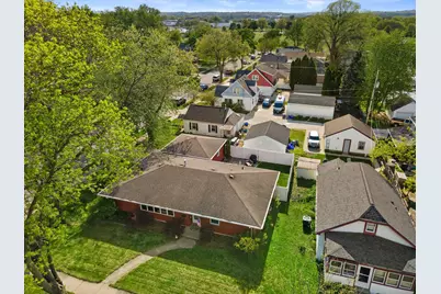 916 S Grand Ave, Waukesha, WI 53186 - Photo 9