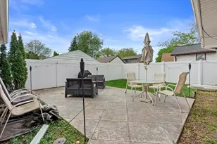 916 S Grand Ave, Waukesha, WI 53186 - Photo 29