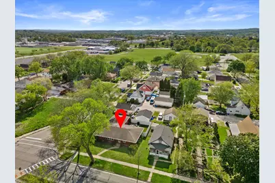 916 S Grand Ave, Waukesha, WI 53186 - Photo 3