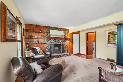 W326S7751  Squire Ln, Mukwonago, WI 53149 - Photo 11