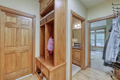 N27W26292  Crestview Dr, Pewaukee, WI 53072 - Photo 29