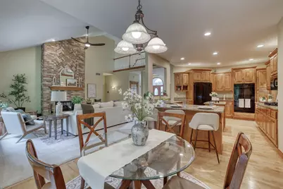 N27W26292  Crestview Dr, Pewaukee, WI 53072 - Photo 25