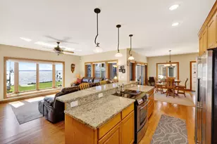 3129 S Sunnyside St, Pleasant Springs, WI 53589 - Photo 11