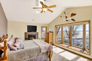 3129 S Sunnyside St, Pleasant Springs, WI 53589 - Photo 17