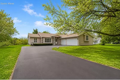 9371 S Chicago Rd, Oak Creek, WI 53154 - Photo 1