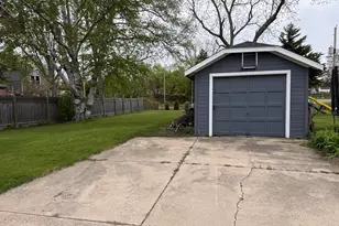 619 West Blvd, Racine, WI 53405 - Photo 23
