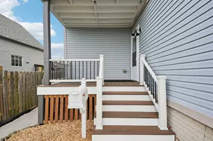 812 S 39th St, Milwaukee, WI 53215 - Photo 27