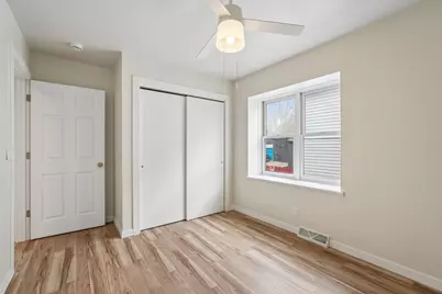 812 S 39th St, Milwaukee, WI 53215 - Photo 23