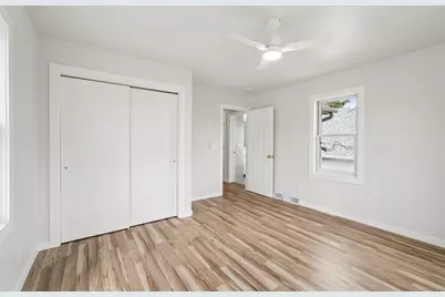 812 S 39th St, Milwaukee, WI 53215 - Photo 25