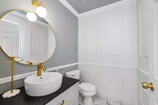 812 S 39th St, Milwaukee, WI 53215 - Photo 15