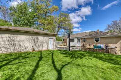 4420 S 37th St, Greenfield, WI 53221 - Photo 31