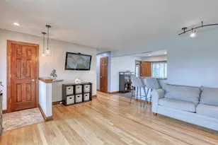 4420 S 37th St., Greenfield, WI 53221 - Photo 7
