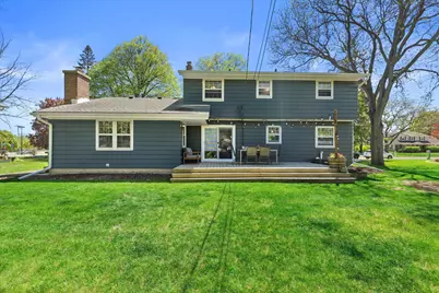 N86W15664  Shore Crest Dr, Menomonee Falls, WI 53051 - Photo 23