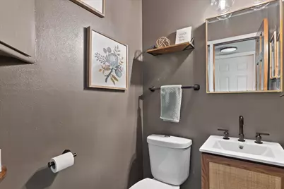 N86W15664  Shore Crest Dr, Menomonee Falls, WI 53051 - Photo 13