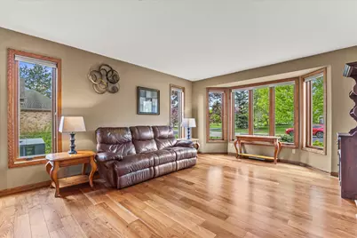 W168N5140  Stonefield Rd, Menomonee Falls, WI 53051 - Photo 11