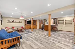 W168N5140 Stonefield Rd, Menomonee Falls, WI 53051 - Photo 33