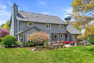 W168N5140 Stonefield Rd, Menomonee Falls, WI 53051 - Photo 3