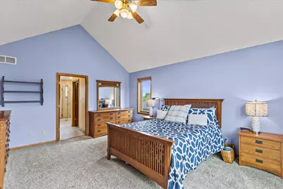 W168N5140  Stonefield Rd, Menomonee Falls, WI 53051 - Photo 19