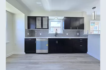 3018 N 77th St, Milwaukee, WI 53222 - Photo 5