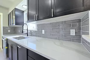 3018 N 77th St, Milwaukee, WI 53222 - Photo 7