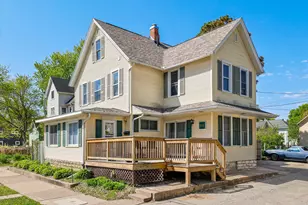 814 16th St, La Crosse, WI 54601 - Photo 1