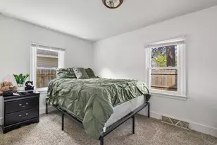 814 16th St, La Crosse, WI 54601 - Photo 15