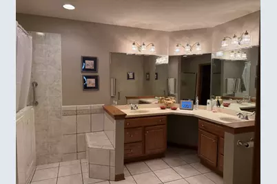 940  Spyglass Hl, Racine, WI 53185 - Photo 19